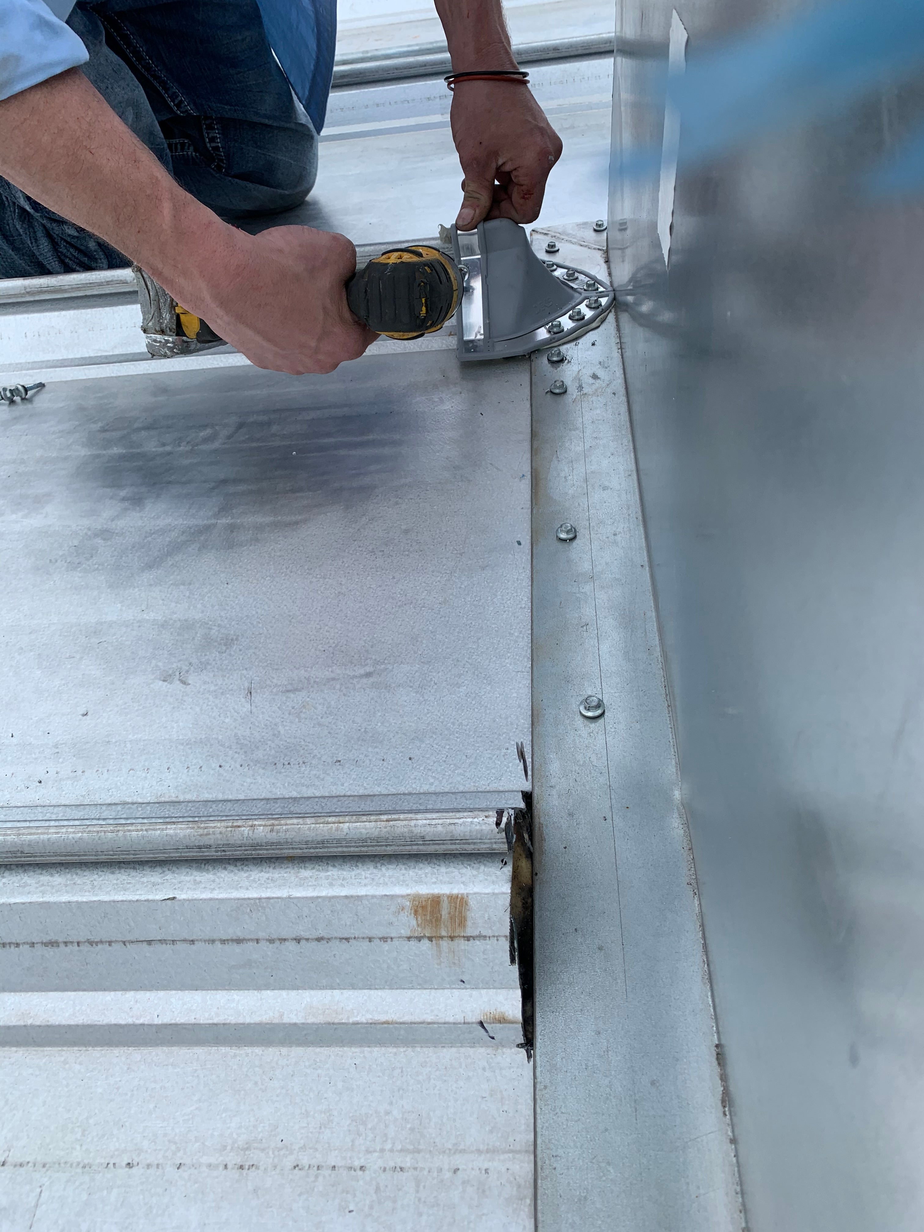 DEK-Cap, Universal End-Cap